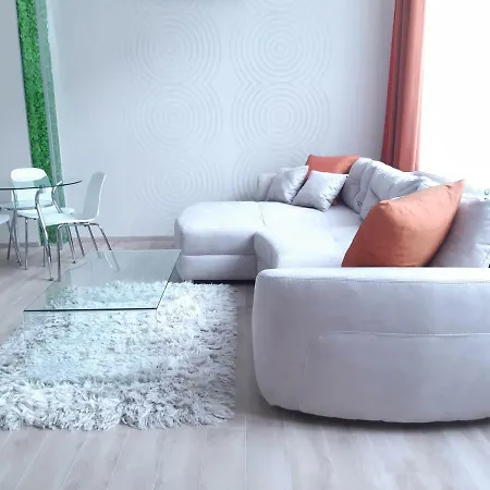 Apartmán Modern, Quiet & Cozy In The Middle Of Downtown Near Danube At Fashion Street
