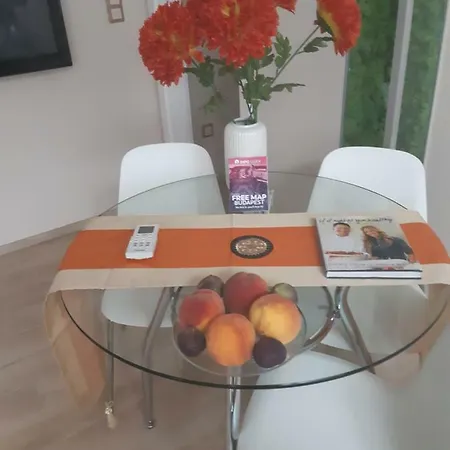 Apartmán Modern, Quiet & Cozy In The Middle Of Downtown Near Danube At Fashion Street