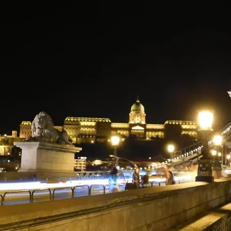 Modern, Quiet & Cozy In The Middle Of Downtown Near Danube At Fashion Street * Budapest