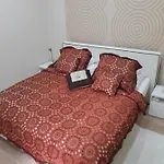Modern, Quiet & Cozy In The Middle Of Downtown Near Danube At Fashion Street Apartman *