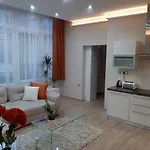 Apartman Modern, Quiet & Cozy In The Middle Of Downtown Near Danube At Fashion Street Budapest