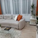 Modern, Quiet & Cozy In The Middle Of Downtown Near Danube At Fashion Street Apartman