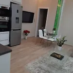 Modern, Quiet & Cozy In The Middle Of Downtown Near Danube At Fashion Street * Budapest